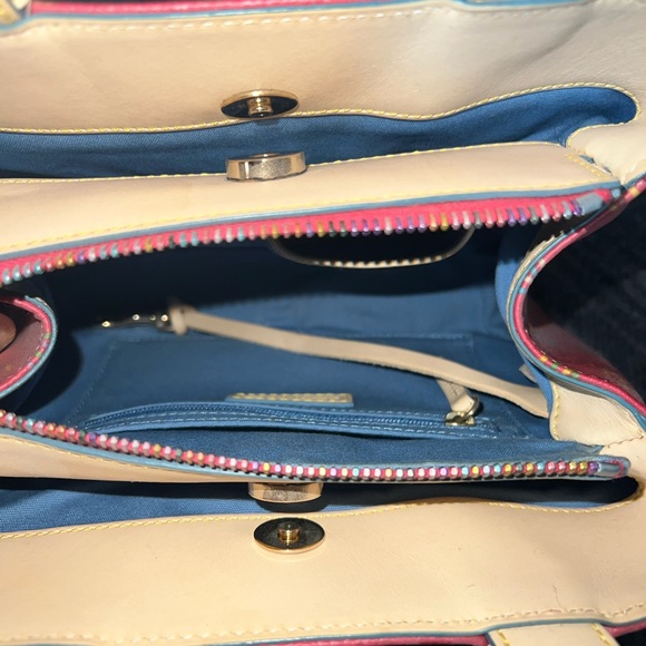 Cute pink handbag from Dooney and Bourke. - Picture 2 of 3